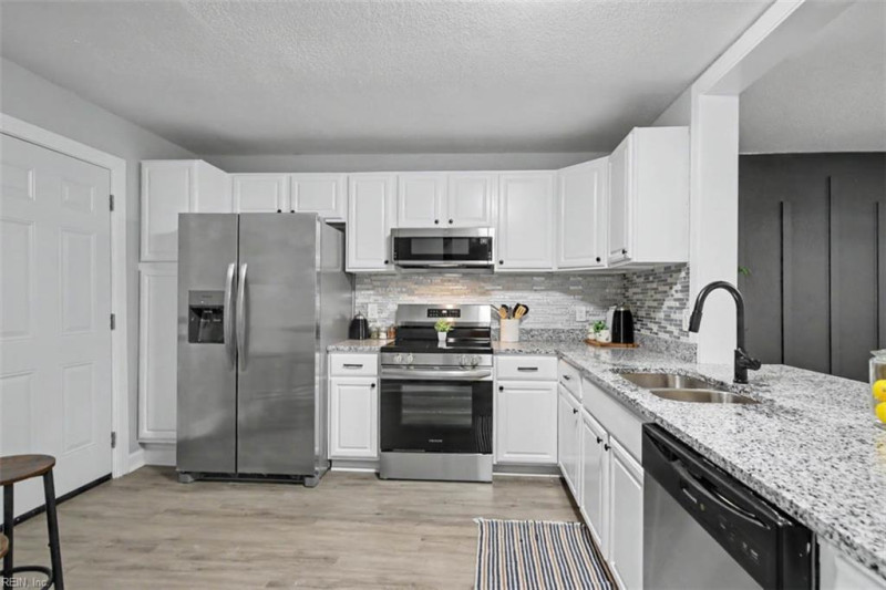 Photo 12 of 30 residential for sale in Virginia Beach virginia