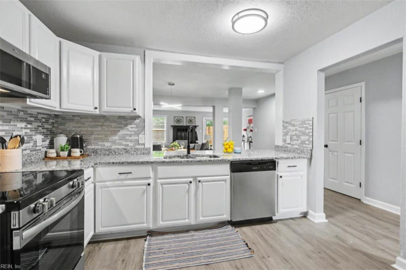 Photo 15 of 30 residential for sale in Virginia Beach virginia