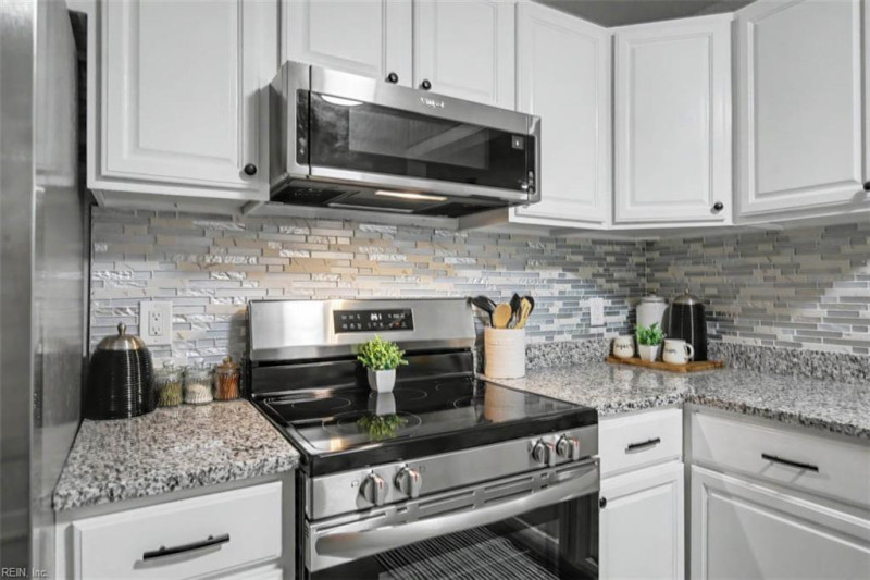 Photo 17 of 30 residential for sale in Virginia Beach virginia