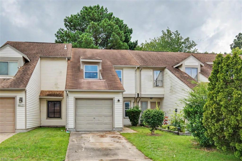 Photo 2 of 30 residential for sale in Virginia Beach virginia