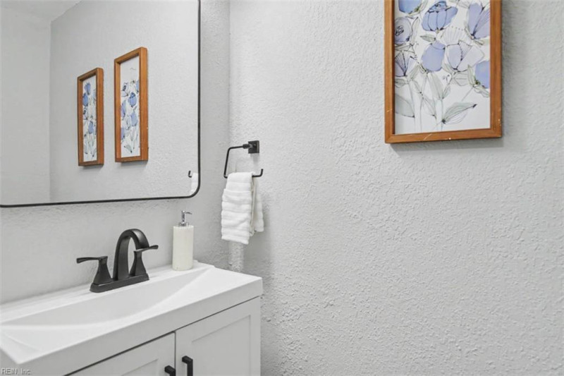 Photo 25 of 30 residential for sale in Virginia Beach virginia