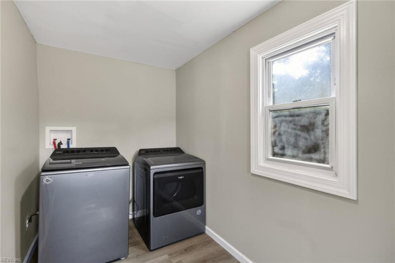 Photo 22 of 32 residential for sale in Franklin virginia