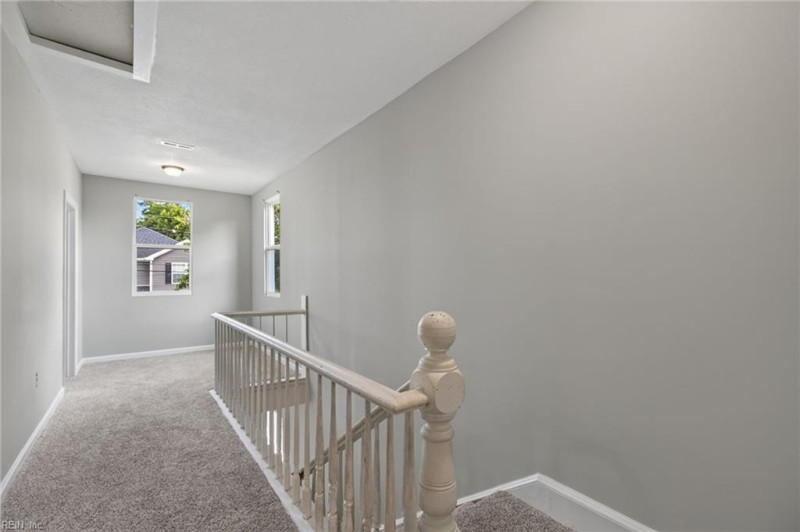 Photo 23 of 32 residential for sale in Franklin virginia