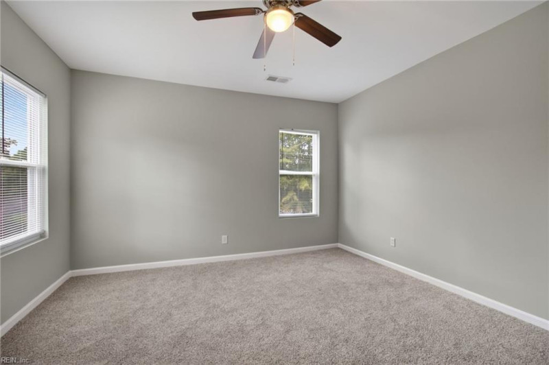 Photo 26 of 32 residential for sale in Franklin virginia