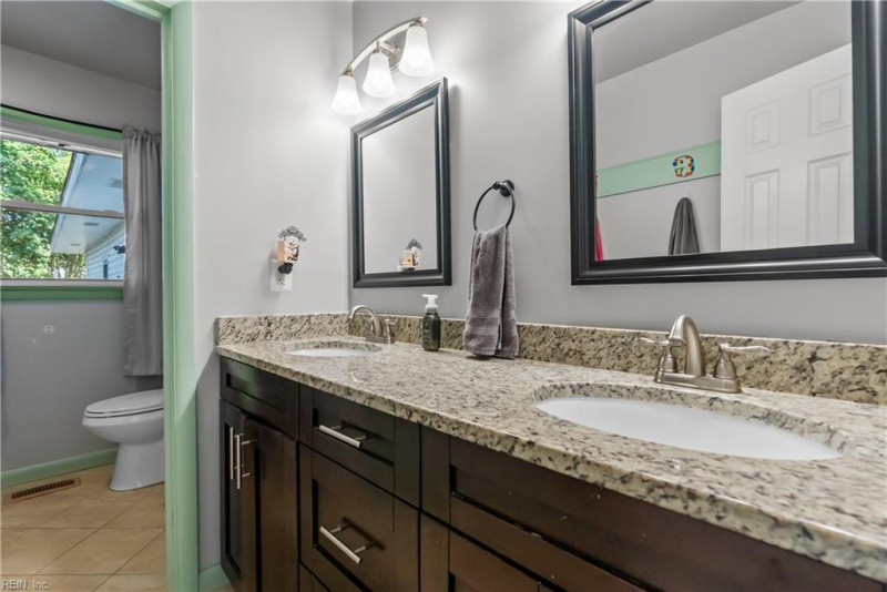Photo 24 of 45 residential for sale in Chesapeake virginia