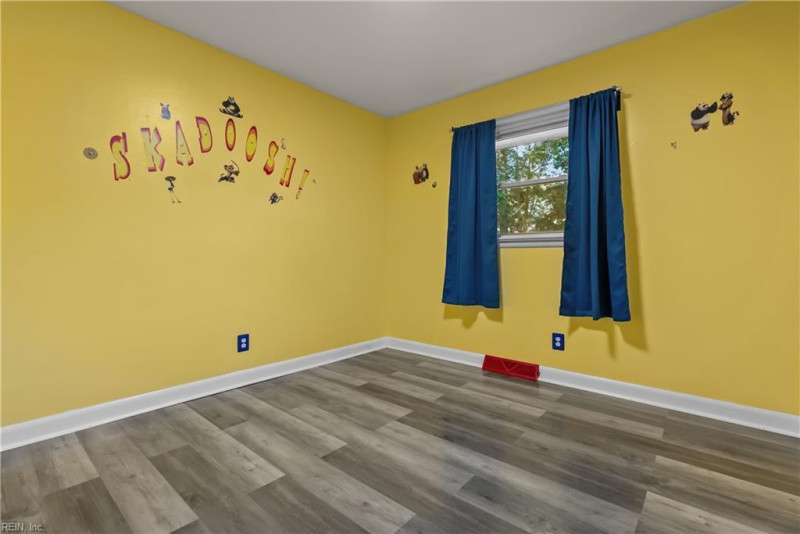 Photo 28 of 45 residential for sale in Chesapeake virginia