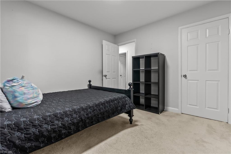 Photo 31 of 45 residential for sale in Chesapeake virginia