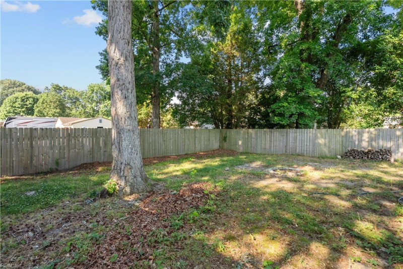 Photo 38 of 45 residential for sale in Chesapeake virginia