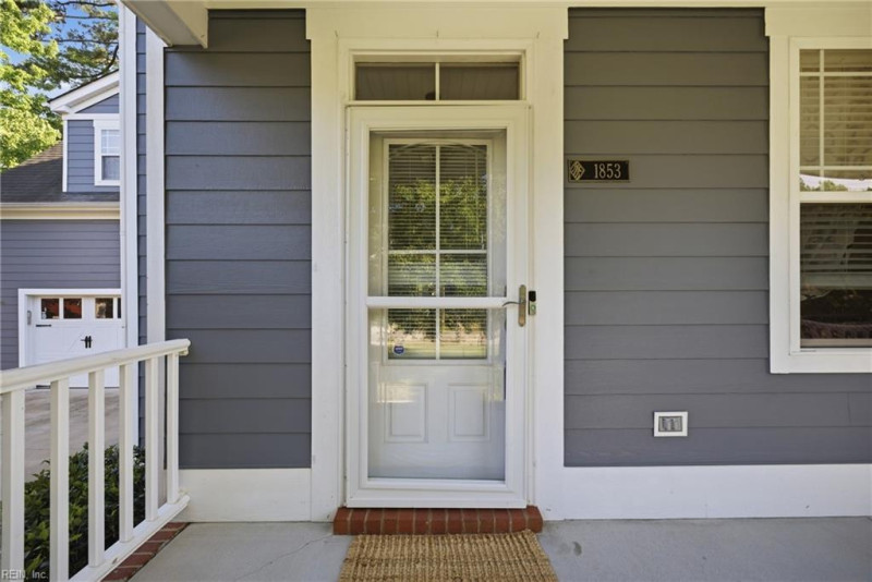 Photo 4 of 48 residential for sale in Chesapeake virginia Photo 4 of 48 residential for sale in Chesapeake virginia