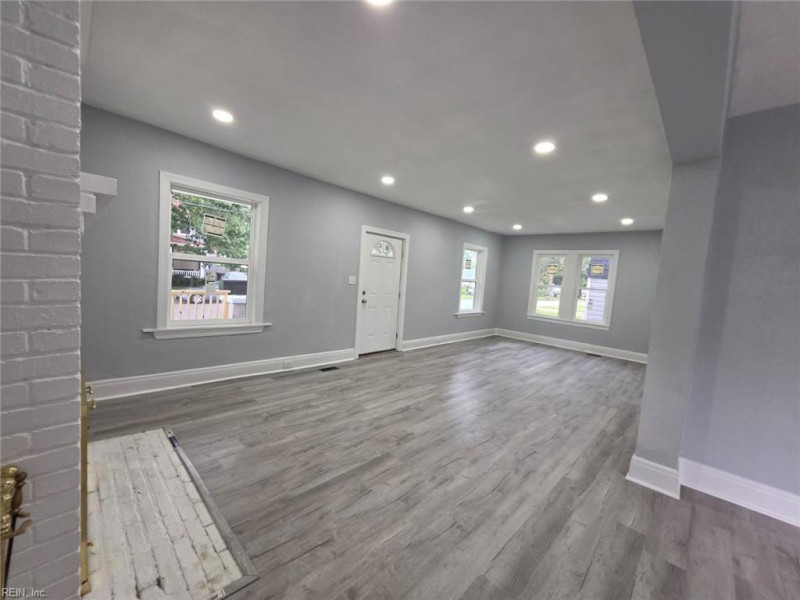 Photo 10 of 15 residential for sale in Portsmouth virginia Photo 10 of 15 residential for sale in Portsmouth virginia