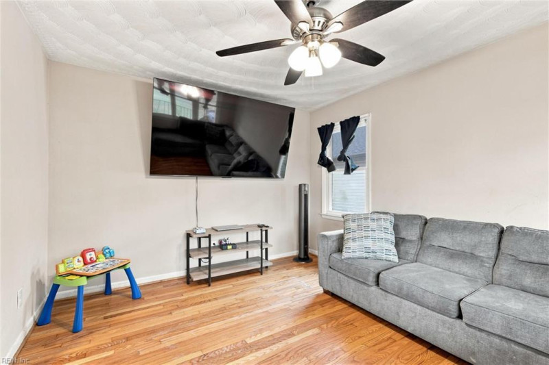 Photo 6 of 18 residential for sale in Portsmouth virginia Photo 6 of 18 residential for sale in Portsmouth virginia