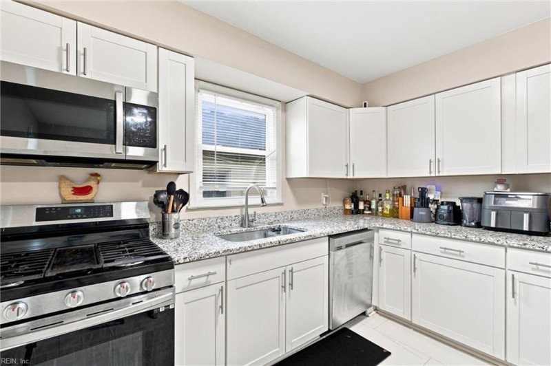 Photo 9 of 18 residential for sale in Portsmouth virginia Photo 9 of 18 residential for sale in Portsmouth virginia
