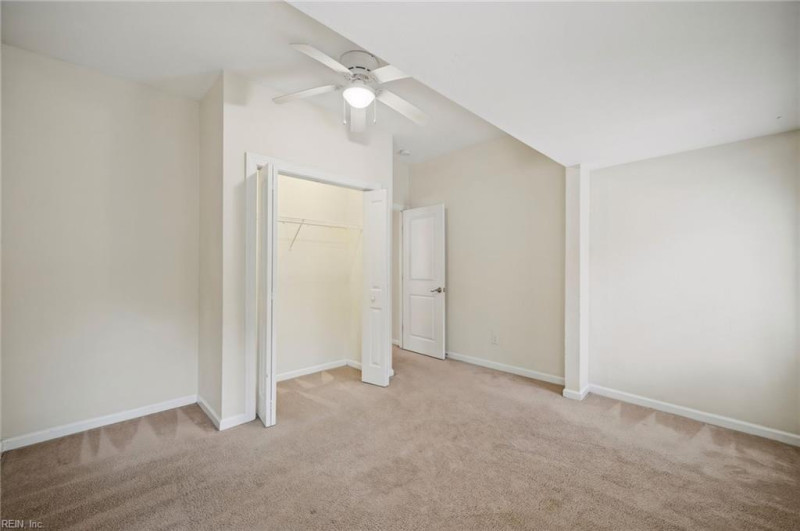 Photo 17 of 40 residential for sale in Norfolk virginia