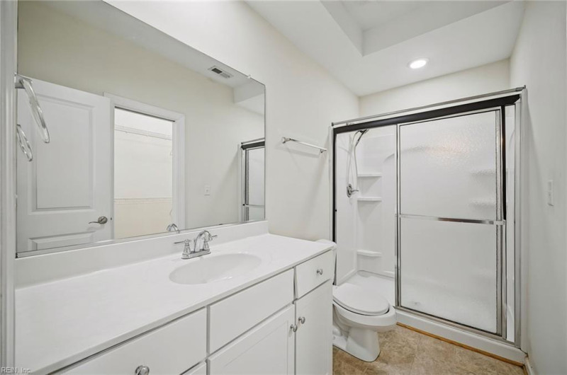 Photo 18 of 40 residential for sale in Norfolk virginia