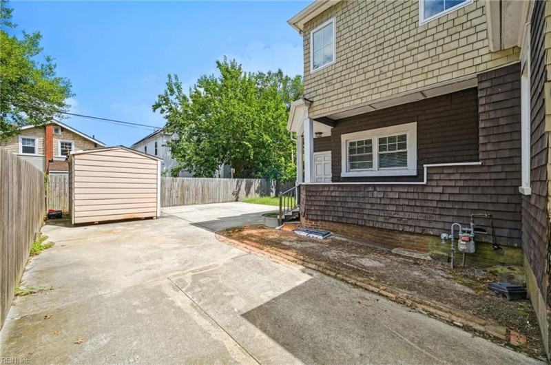 Photo 35 of 40 residential for sale in Norfolk virginia