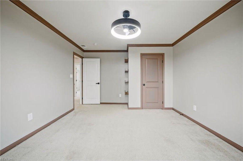 Photo 25 of 47 residential for sale in Chesapeake virginia