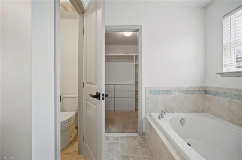 Photo 36 of 47 residential for sale in Chesapeake virginia