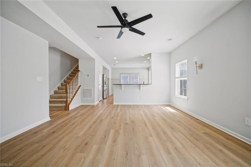 Photo 6 of 47 residential for sale in Chesapeake virginia