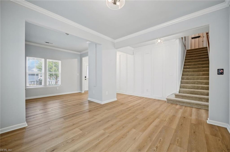 Photo 7 of 47 residential for sale in Chesapeake virginia