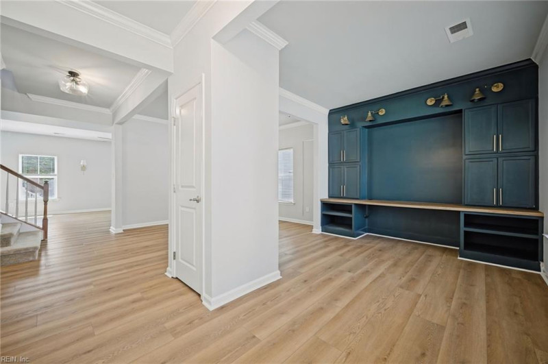 Photo 8 of 47 residential for sale in Chesapeake virginia
