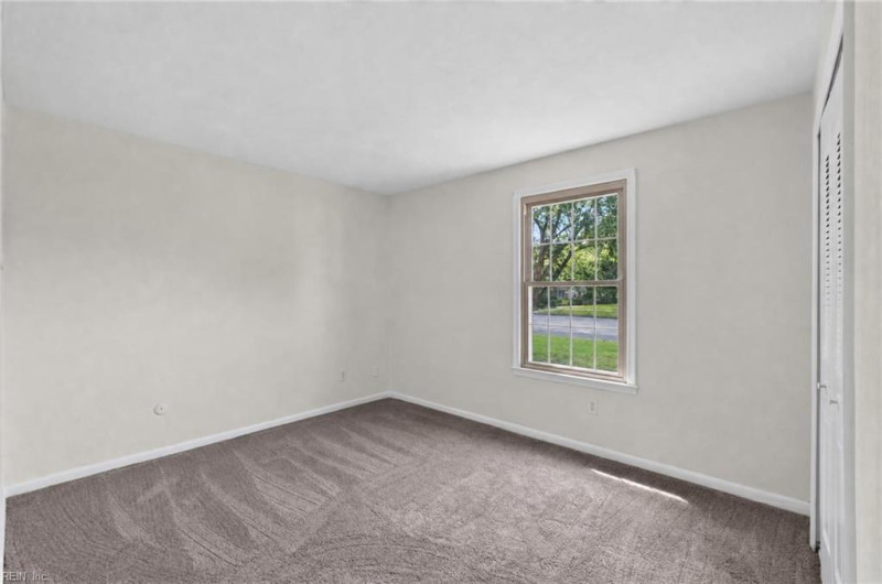 Photo 17 of 37 residential for sale in Virginia Beach virginia