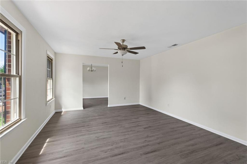 Photo 19 of 37 residential for sale in Virginia Beach virginia