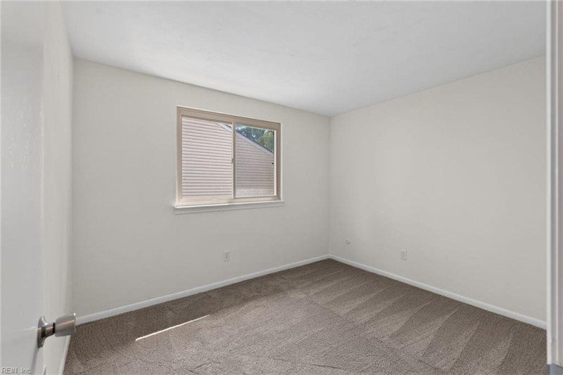 Photo 23 of 37 residential for sale in Virginia Beach virginia