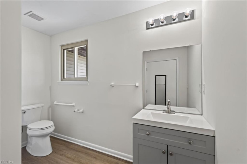 Photo 31 of 37 residential for sale in Virginia Beach virginia