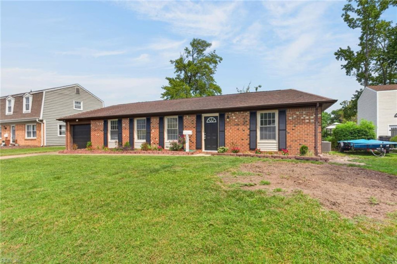 Photo 5 of 37 residential for sale in Virginia Beach virginia