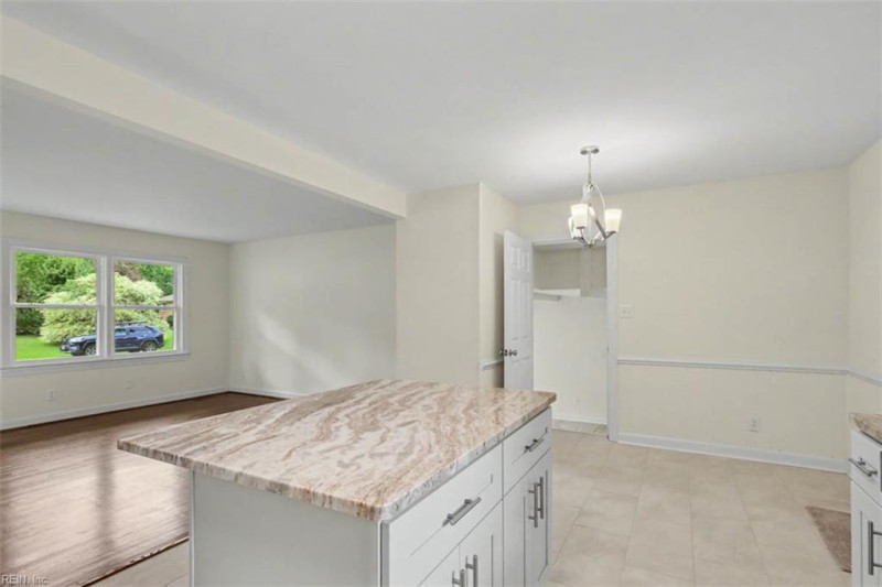Photo 19 of 42 residential for sale in York County virginia