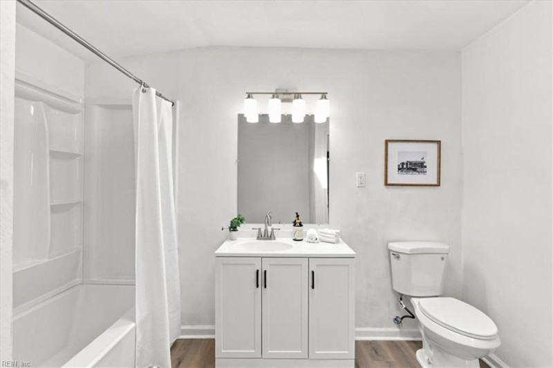 Photo 20 of 34 residential for sale in Norfolk virginia