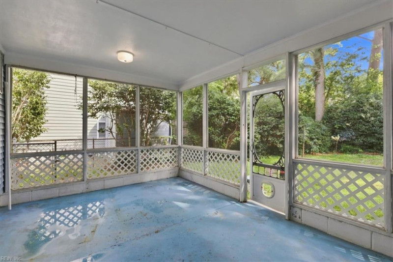 Photo 31 of 34 residential for sale in Norfolk virginia