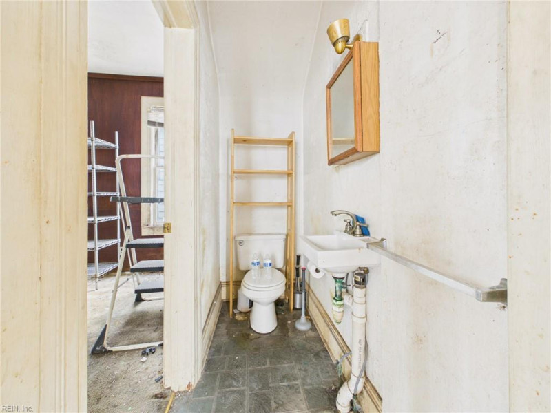 Photo 15 of 43 residential for sale in Norfolk virginia Photo 15 of 43 residential for sale in Norfolk virginia