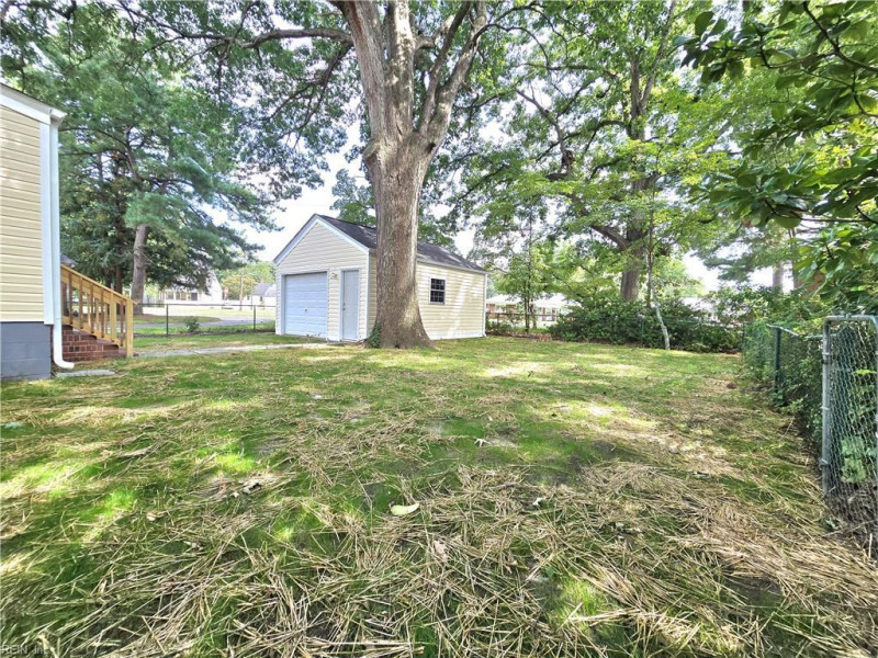 Photo 15 of 16 residential for sale in Chesapeake virginia Photo 15 of 16 residential for sale in Chesapeake virginia