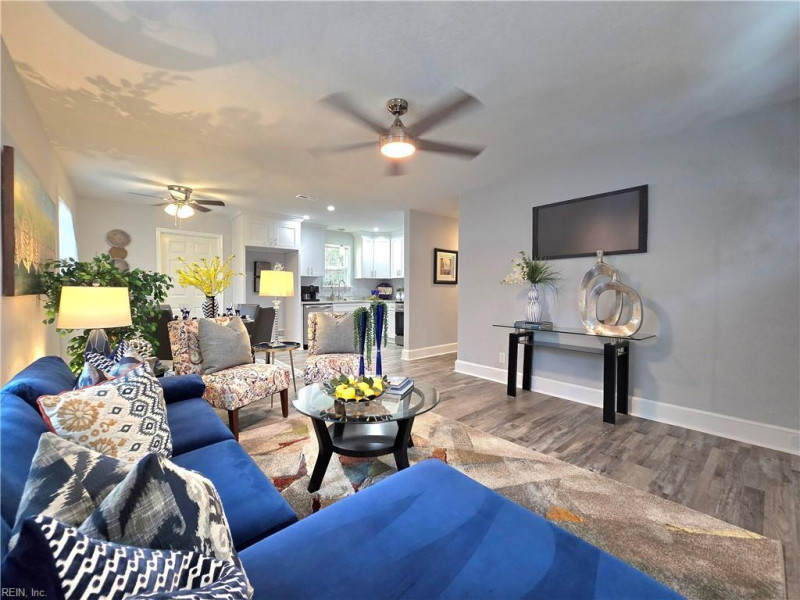 Photo 4 of 16 residential for sale in Chesapeake virginia Photo 4 of 16 residential for sale in Chesapeake virginia
