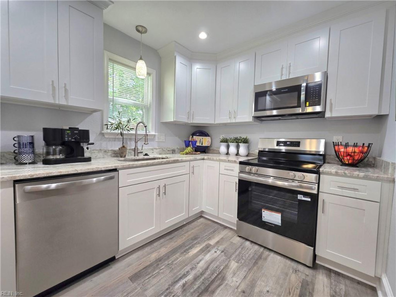 Photo 5 of 16 residential for sale in Chesapeake virginia Photo 5 of 16 residential for sale in Chesapeake virginia