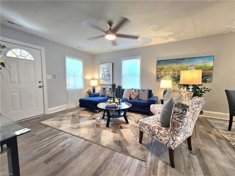 Photo 6 of 16 residential for sale in Chesapeake virginia Photo 6 of 16 residential for sale in Chesapeake virginia