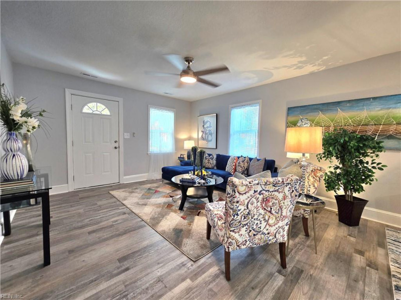 Photo 7 of 16 residential for sale in Chesapeake virginia Photo 7 of 16 residential for sale in Chesapeake virginia