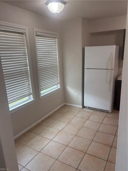 Photo 11 of 29 residential for sale in Virginia Beach virginia