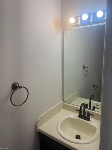 Photo 13 of 29 residential for sale in Virginia Beach virginia