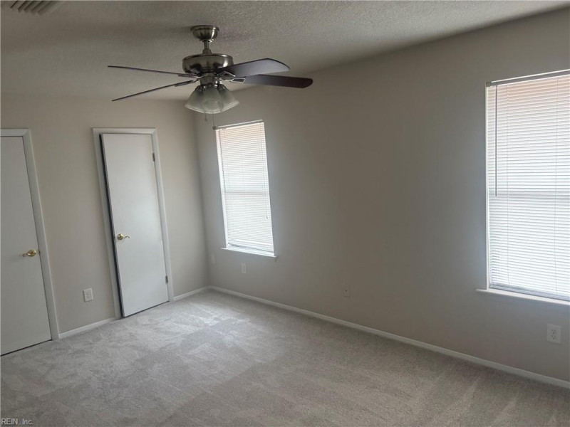 Photo 17 of 29 residential for sale in Virginia Beach virginia