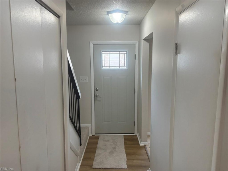 Photo 3 of 29 residential for sale in Virginia Beach virginia