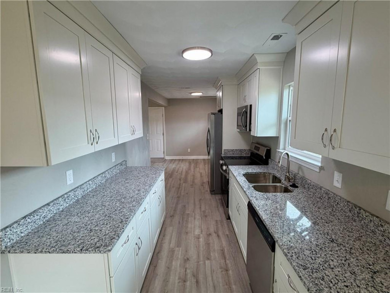Photo 9 of 27 residential for sale in Norfolk virginia