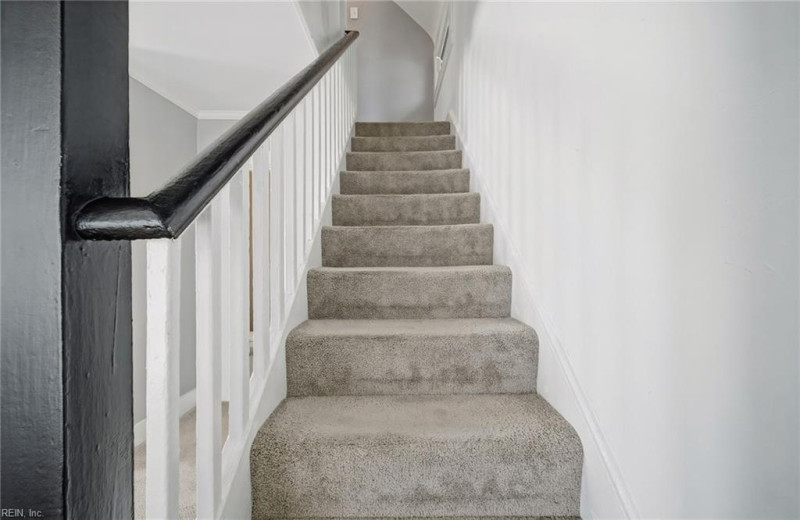 Photo 11 of 19 residential for sale in Portsmouth virginia