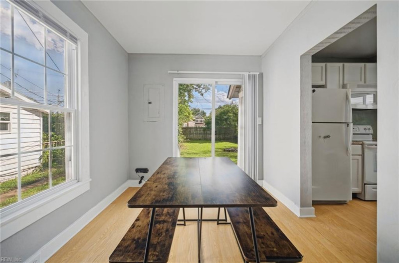 Photo 7 of 19 residential for sale in Portsmouth virginia