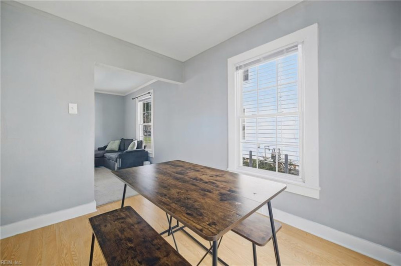 Photo 8 of 19 residential for sale in Portsmouth virginia