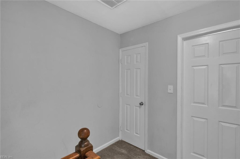 Photo 10 of 14 residential for sale in Portsmouth virginia