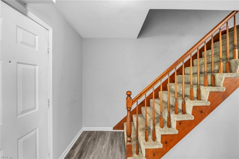 Photo 9 of 14 residential for sale in Portsmouth virginia