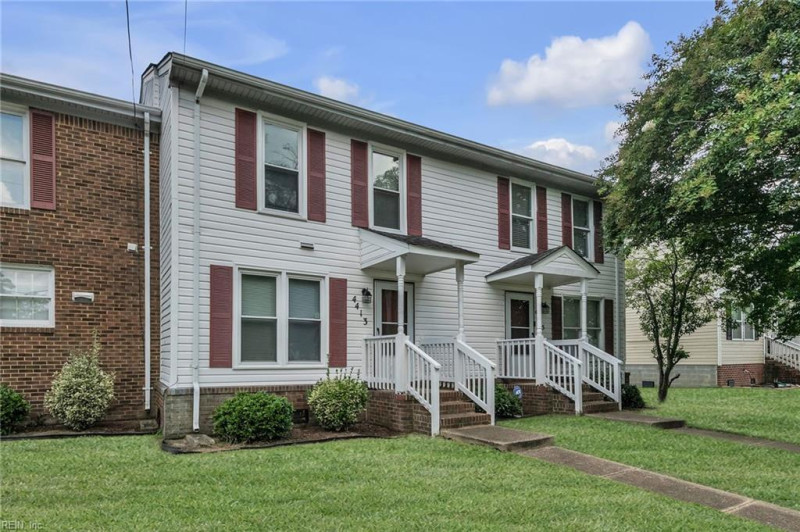Photo 2 of 12 residential for sale in Portsmouth virginia