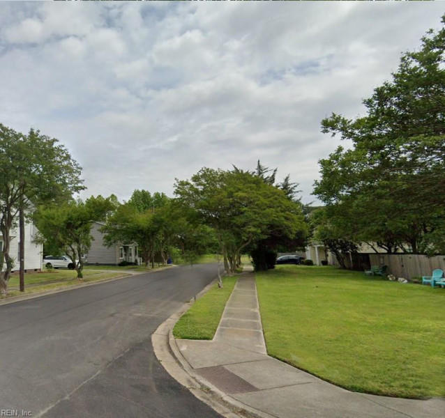 Photo 4 of 10 residential for sale in Norfolk virginia